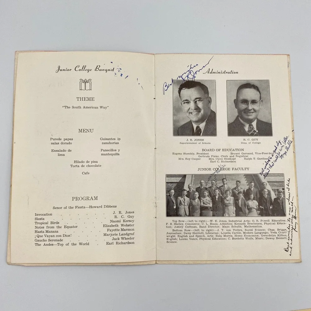 1941 1942 Garden City Junior College Kansas Yearbook Banquet Commencement WWII